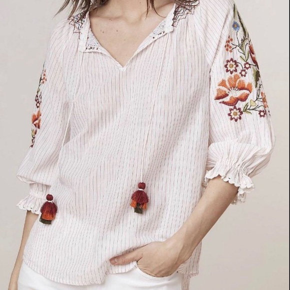 Velvet by Graham & Spencer Top - Picture 2 of 13